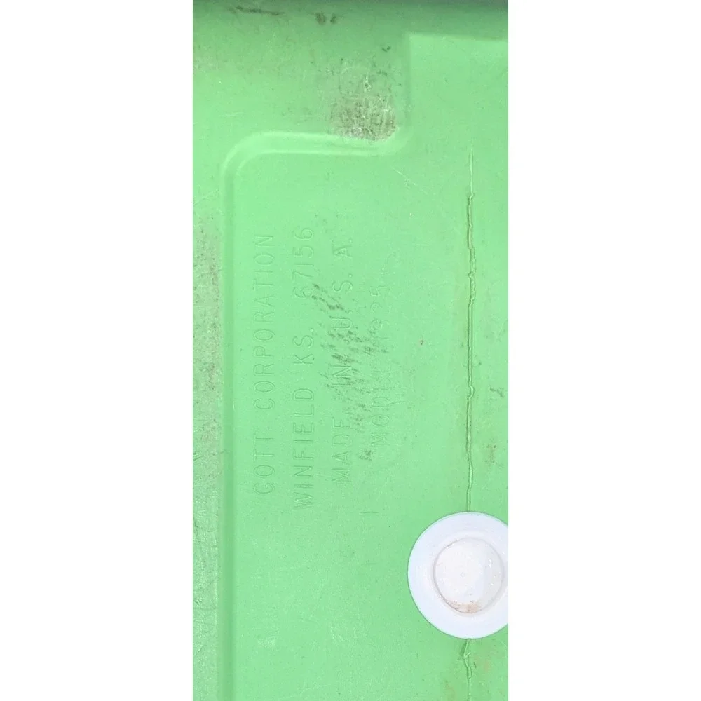 Vintage Rubbermaid‎ Personal Cooler Green Plastic Insulated Lunch Box Retro Neon